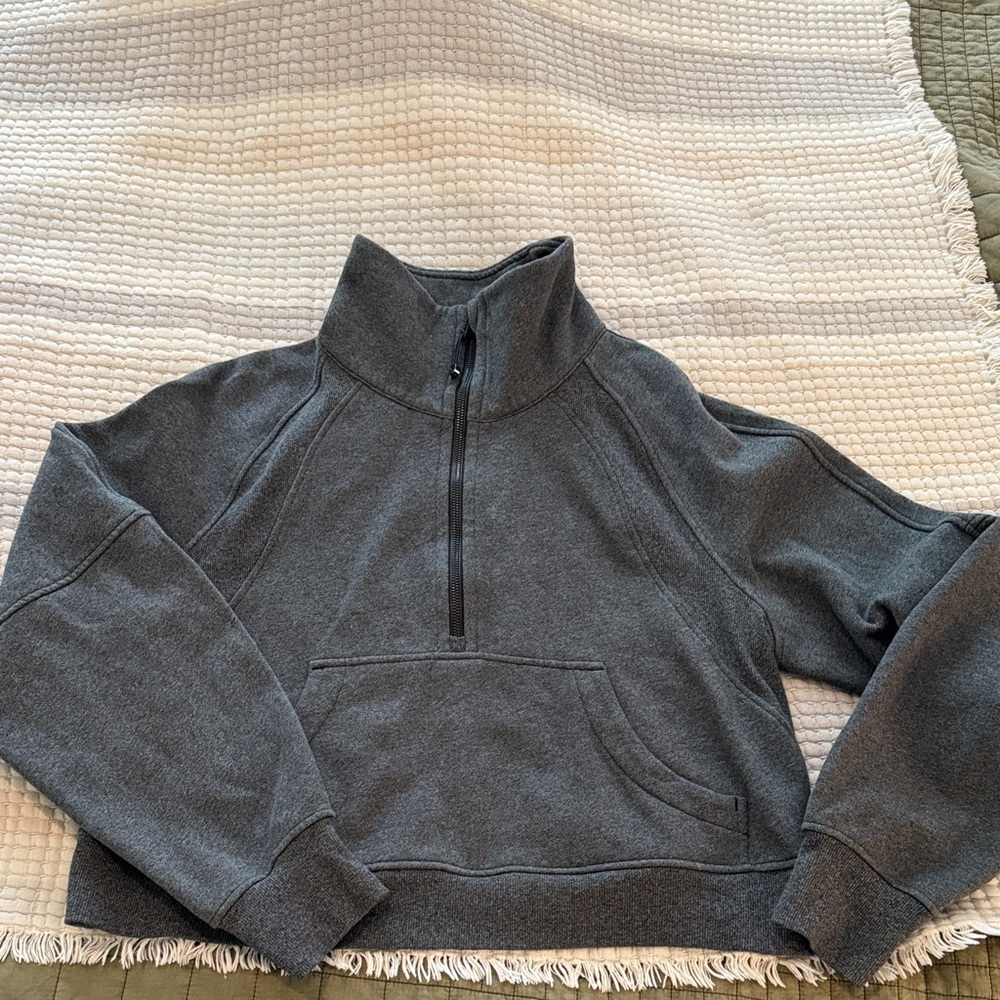 Lululemon Athletica Charcoal funnel neck Half-Zip Pullover M/L crop